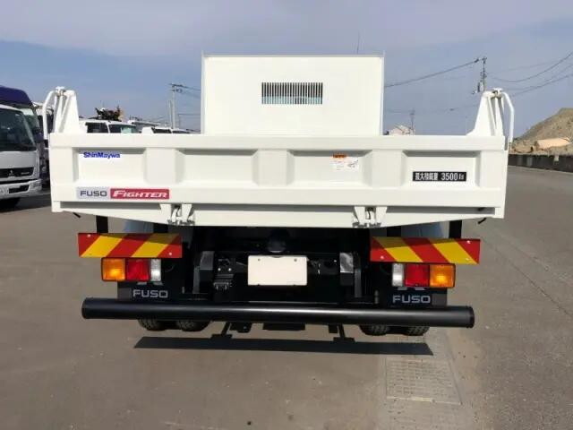 三菱ふそうファイターダンプ中型（4t）[写真08]