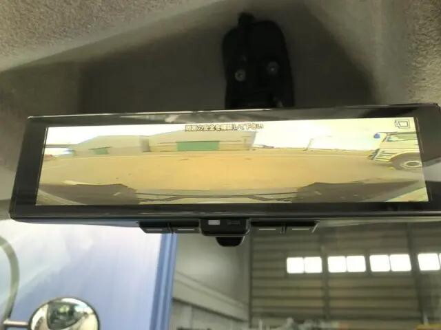 いすゞフォワードコンテナ専用車中型（4t）[写真17]