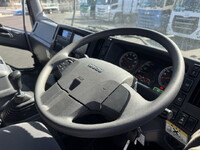 いすゞフォワード冷凍車（冷蔵車）中型（4t）[写真12]