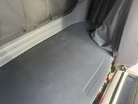 いすゞフォワード冷凍車（冷蔵車）中型（4t）[写真14]