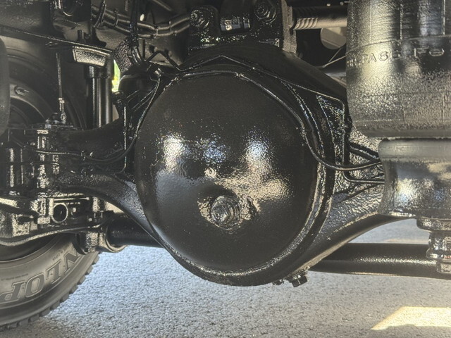 いすゞフォワード冷凍車（冷蔵車）中型（4t）[写真28]