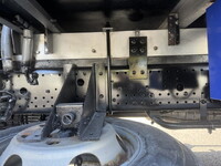 いすゞフォワード冷凍車（冷蔵車）中型（4t）[写真32]