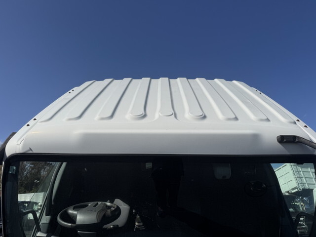 いすゞフォワード冷凍車（冷蔵車）中型（4t）[写真34]