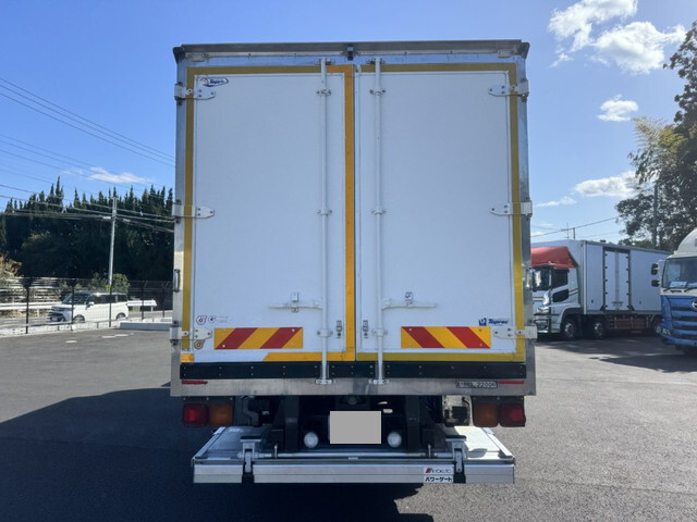 いすゞフォワード冷凍車（冷蔵車）中型（4t）[写真07]