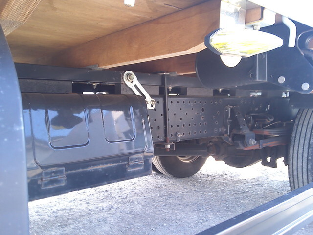 いすゞエルフアルミブロック小型（2t・3t）[写真12]