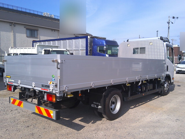 いすゞエルフアルミブロック小型（2t・3t）[写真04]