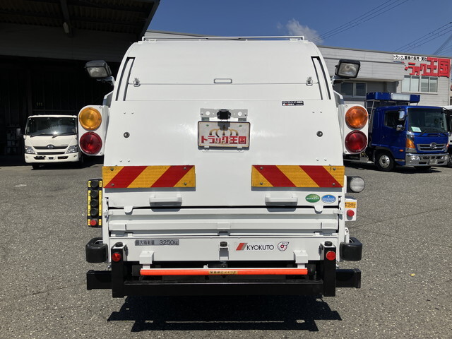 いすゞエルフパッカー車（塵芥車）小型（2t・3t）[写真11]