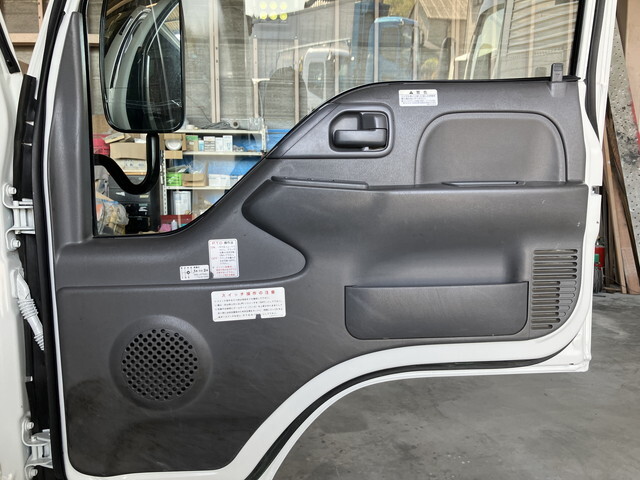 いすゞエルフパッカー車（塵芥車）小型（2t・3t）[写真30]