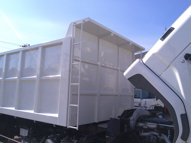 三菱ふそうファイター深ダンプ（土砂禁ダンプ）中型（4t）[写真36]