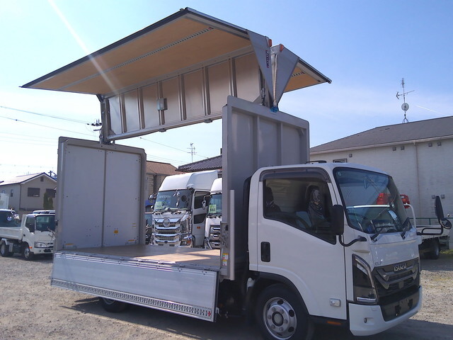 いすゞエルフアルミウイング2024年(令和6年)2TG-NPR88AM