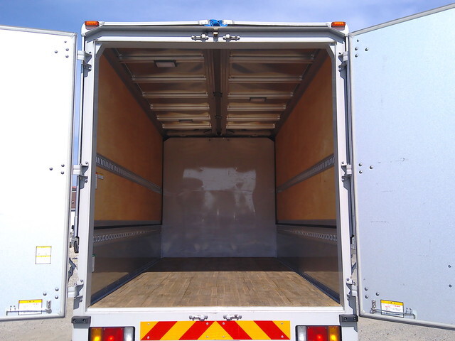 いすゞエルフアルミウイング小型（2t・3t）[写真14]