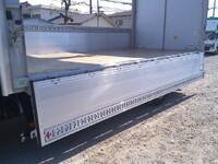 いすゞエルフアルミウイング小型（2t・3t）[写真23]