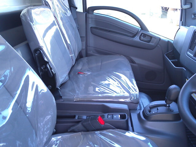 いすゞエルフアルミウイング小型（2t・3t）[写真25]