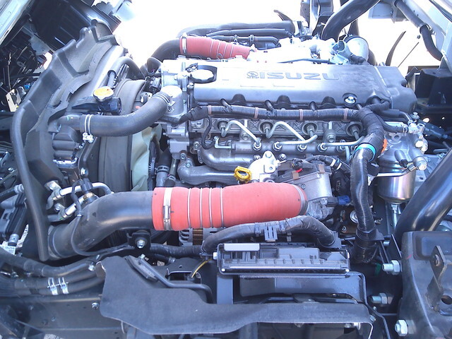 いすゞエルフアルミウイング小型（2t・3t）[写真34]