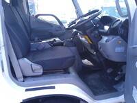 日野デュトロアルミバン小型（2t・3t）[写真27]