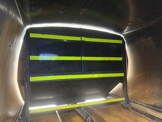 いすゞエルフパッカー車（塵芥車）小型（2t・3t）[写真16]