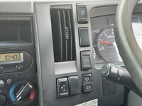 いすゞエルフパッカー車（塵芥車）小型（2t・3t）[写真24]