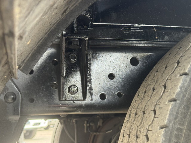 いすゞエルフパッカー車（塵芥車）小型（2t・3t）[写真32]