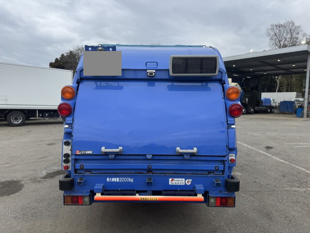 いすゞエルフパッカー車（塵芥車）小型（2t・3t）[写真07]