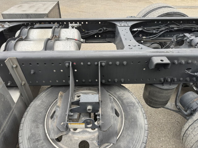 日野プロフィアシャーシ大型（10t）[写真13]