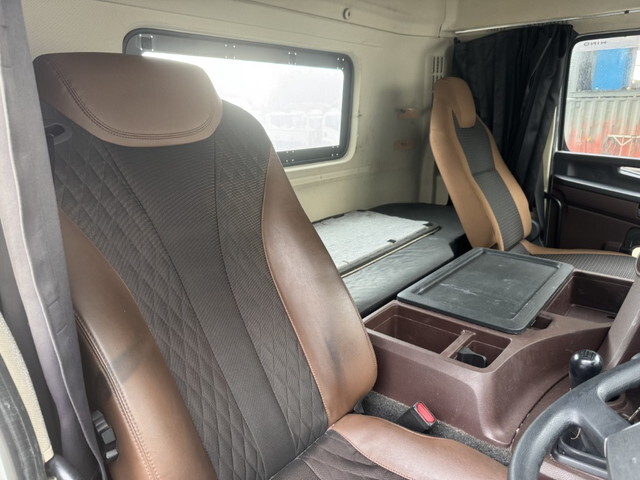 日野プロフィアシャーシ大型（10t）[写真22]