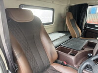 日野プロフィアシャーシ大型（10t）[写真23]