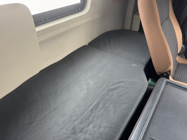 日野プロフィアシャーシ大型（10t）[写真27]