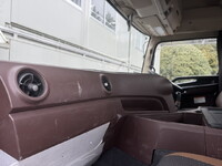 日野プロフィアシャーシ大型（10t）[写真37]