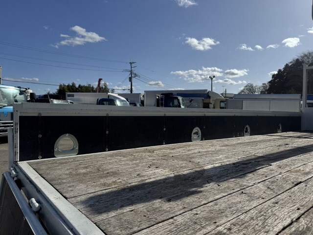 いすゞフォワードクレーン4段中型（4t）[写真12]