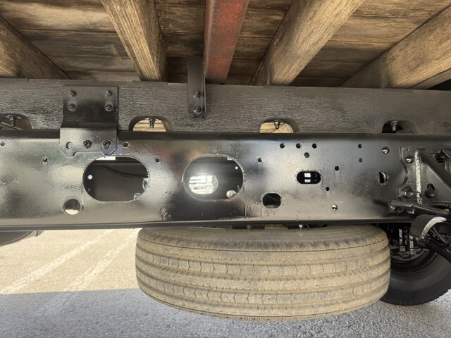 いすゞフォワードクレーン4段中型（4t）[写真26]