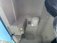 三菱ふそうスーパーグレートアルミウイング大型（10t）[写真17]