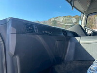 三菱ふそうスーパーグレートアルミウイング大型（10t）[写真19]