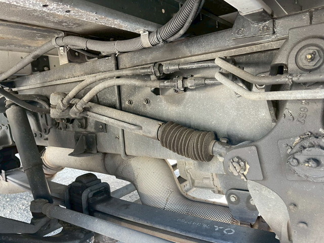 三菱ふそうスーパーグレートアルミウイング大型（10t）[写真37]