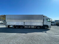 三菱ふそうスーパーグレートアルミウイング大型（10t）[写真08]