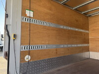 いすゞエルフアルミバン小型（2t・3t）[写真14]