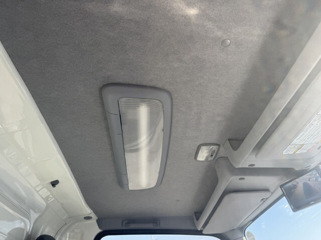 いすゞエルフアルミバン小型（2t・3t）[写真15]