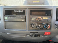 いすゞエルフアルミバン小型（2t・3t）[写真22]