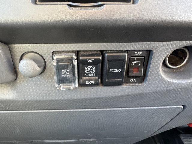 いすゞエルフアルミバン小型（2t・3t）[写真22]