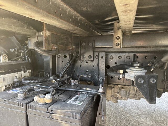 いすゞエルフアルミバン小型（2t・3t）[写真34]