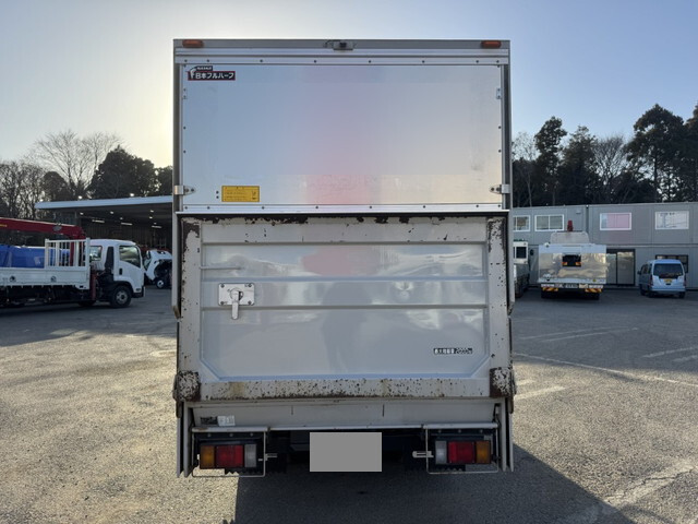 いすゞエルフアルミバン小型（2t・3t）[写真05]