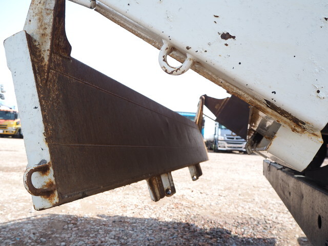 三菱ふそうファイターダンプ中型（4t）[写真21]