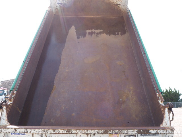 三菱ふそうファイターダンプ中型（4t）[写真30]