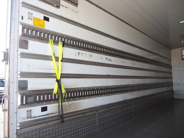 三菱ふそうファイター冷凍車（冷蔵車）中型（4t）[写真19]