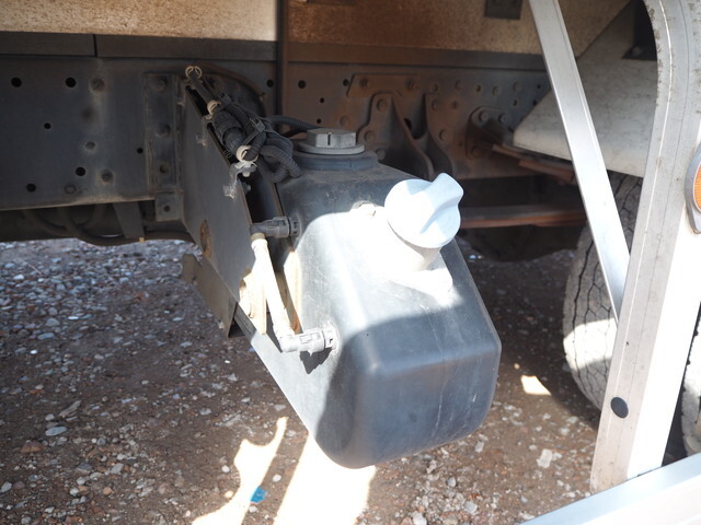 三菱ふそうファイター冷凍車（冷蔵車）中型（4t）[写真24]