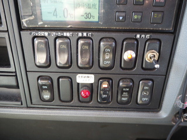 三菱ふそうファイター冷凍車（冷蔵車）中型（4t）[写真37]