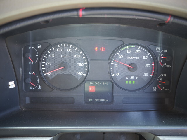 三菱ふそうファイター冷凍車（冷蔵車）中型（4t）[写真39]