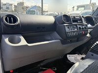 日野デュトロアルミバン小型（2t・3t）[写真29]