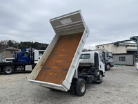 いすゞエルフローダーダンプ小型（2t・3t）[写真11]