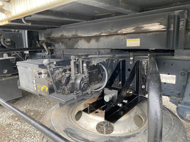 いすゞエルフローダーダンプ小型（2t・3t）[写真23]