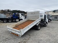 いすゞエルフローダーダンプ小型（2t・3t）[写真02]